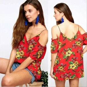 FLORAL TOP